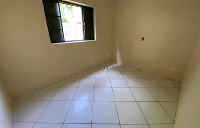 Imagem: A casa possui 3 Dormitórios, 2 Banheiros, 113m² de Área e