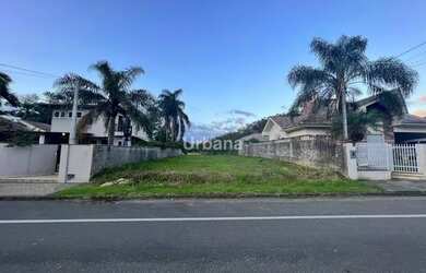 Imagem: O terreno possui 437m² de Área e está localizado em Amizade