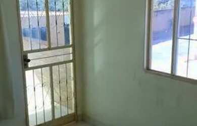 Imagem: O quarto e está localizado em Funcionários, Montes Claros