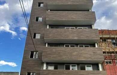 Imagem: O apartamento possui 1 Dormitório, 1 Banheiro, 40m² de Área