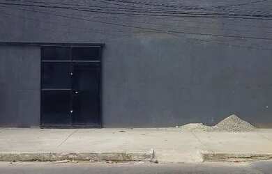 Imagem: O depósito possui 360m² de Área e está localizado em Vilar