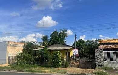 Imagem: O terreno possui 384m² de Área e está localizado em Estados