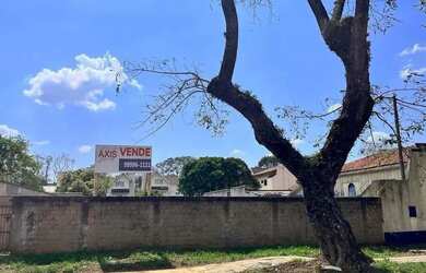 Imagem: O terreno possui 464m² de Área e está localizado em Bacacheri