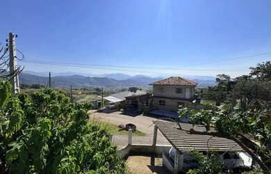 Imagem 3: Casa de Madeira à Venda em Paulo Lopes/SC Bairro Morro do Freitas
