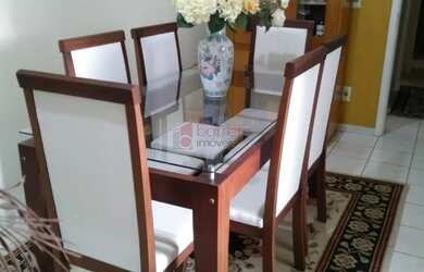 Imagem: O apartamento possui 3 Dormitórios, 2 Banheiros, 1 Vaga na