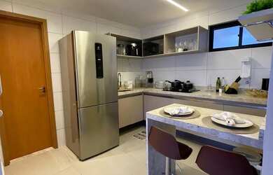 Imagem: O apartamento possui 2 Dormitórios, 2 Banheiros, 2 Vagas na