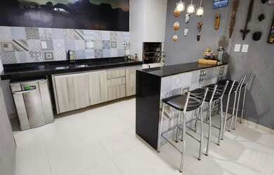 Imagem 2: Casa Térrea - 704 Sul. Piscina, Churrasqueira, Ar-condicionadoe144m²...