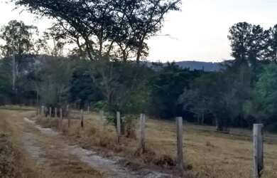 Imagem: Lote em Estrada Municipal - São Benedito - São Pedro/SP