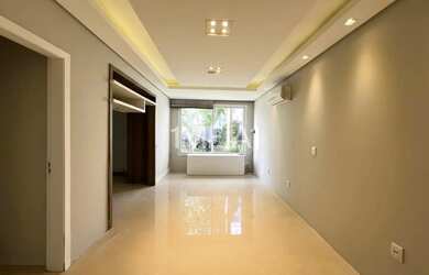 Imagem 2: EXCELENTE CASA! Casa com 3 dormitórios