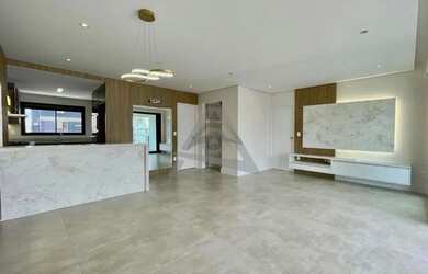 Imagem: O apartamento possui 3 Dormitórios, 3 Banheiros, 2 Vagas na