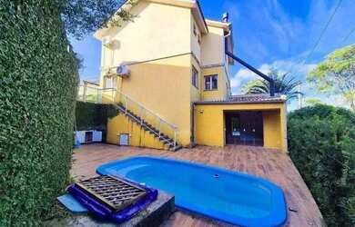 Imagem: Casa em Condomínio / 3 Quartos / 1 Suíte / 2 Vagas / Mário