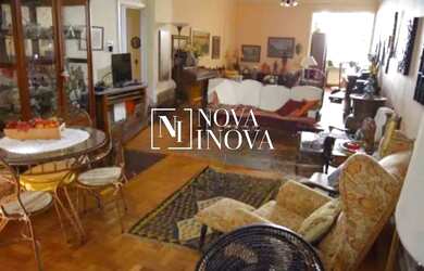 Imagem: O apartamento possui 4 Dormitórios, 3 Banheiros, 1 Vaga na