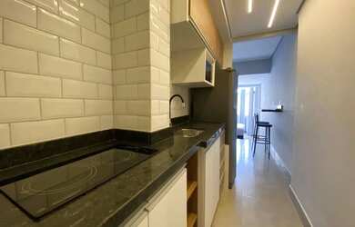 Imagem: O apartamento possui 1 Dormitório, 1 Banheiro, 1 Vaga na garagem