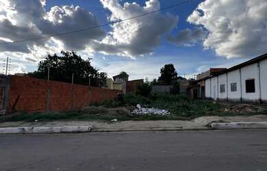 Imagem: O terreno possui Imóvel novo e está localizado em Novo Paraíso