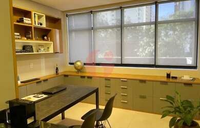 Imagem: O depósito possui 1 Vaga na garagem, 29m² de Área e está