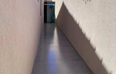 Imagem 5: VENDO CASA 3 QTOS. Churrasqueira, 200m² de Área, 2 Vagas na garageme3...