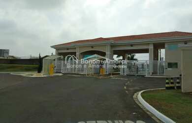 Imagem: O terreno possui 300m² de Área, Imóvel novo e está localizado