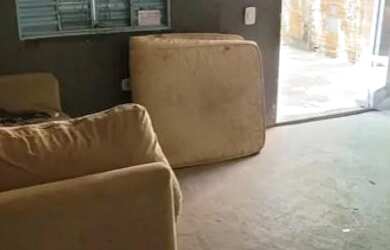 Imagem: A casa possui 2 Dormitórios e está localizado em Marituba