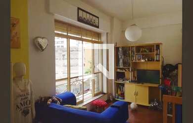 Imagem: O apartamento à venda possui 1 Dormitório, 1 Banheiro e 45m²