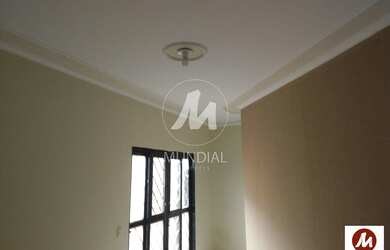 Imagem: A casa possui 3 Dormitórios, 2 Banheiros, 1 Vaga na garagem