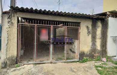 Imagem: A casa possui 2 Dormitórios, 1 Banheiro, 1 Vaga na garagem