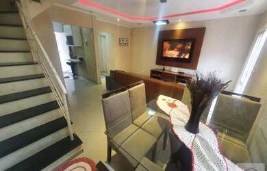 Imagem: A casa em condomínio possui 3 Dormitórios, 2 Banheiros, 1