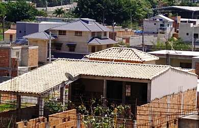 Imagem: O terreno e está localizado em Centro, Mesquita à venda por