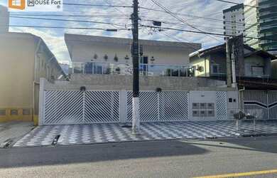 Imagem: A casa em condomínio possui 2 Dormitórios, 3 Banheiros, 1