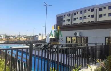 Imagem: O apartamento possui 2 Dormitórios, 1 Banheiro, 1 Vaga na garagem