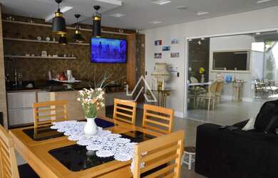 Imagem 12: CASA NO BAIRRO CARMEM. Piscina, Churrasqueira, 289m² de Áreae2 Vagas...