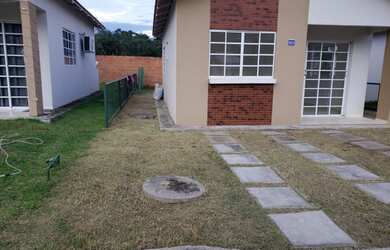 Imagem: A casa em condomínio possui 2 Dormitórios, 1 Banheiro, 2 Vagas