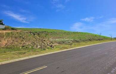 Imagem: O terreno possui 1000m² de Área e Imóvel novo e está localizado