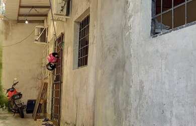 Imagem: A casa possui 3 Dormitórios, 2 Banheiros, 80m² de Área e