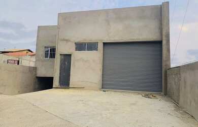 Imagem: O depósito possui 200m² de Área e está localizado em João