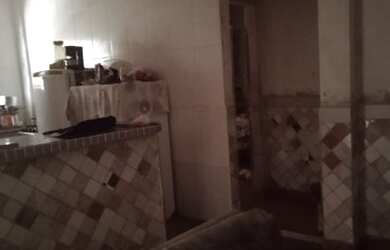 Imagem 7: Vende-se casa Guarujá. Churrasqueira, Varanda, 3 Vagas na garageme5 Dormitórios