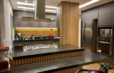 Imagem: O apartamento possui 3 Dormitórios, 3 Banheiros, 2 Vagas na