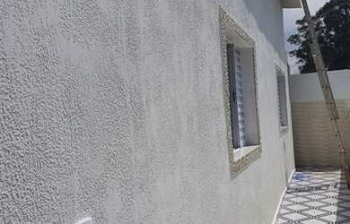 Imagem: A casa possui 2 Dormitórios, 2 Banheiros, 1 Vaga na garagem