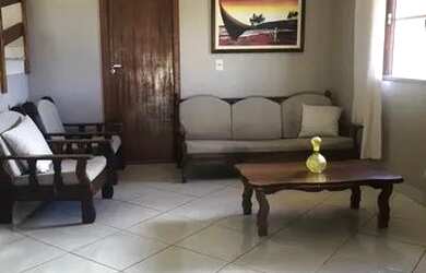 Imagem: A casa possui 3 Dormitórios, 2 Banheiros, 3 Vagas na garagem