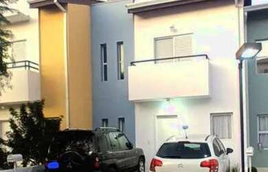 Imagem: A casa em condomínio possui 3 Dormitórios, 2 Banheiros, 2