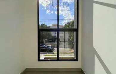 Imagem 3: Venda Casa com 195,00 metroQuadrado, 3 dormitório s , 4 vaga s . Swiss...