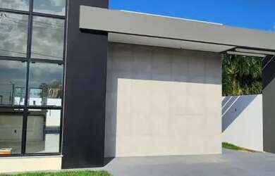 Imagem: A casa em condomínio possui 3 Dormitórios, 2 Banheiros, 2