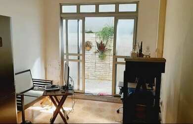 Imagem: O apartamento possui 2 Dormitórios, 2 Banheiros, 90m² de Área