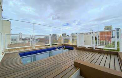 Imagem: O apartamento na cobertura possui 4 Dormitórios, 4 Banheiros