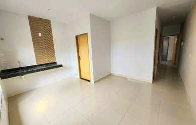 Imagem: A casa possui 2 Dormitórios, 2 Banheiros, 1 Vaga na garagem