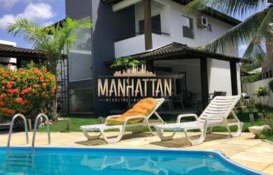 Imagem: A casa possui 5 Dormitórios, 3 Banheiros, 3 Vagas na garagem