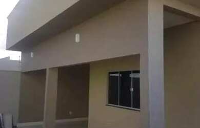 Imagem: A casa possui 2 Dormitórios, 1 Banheiro, 1 Vaga na garagem