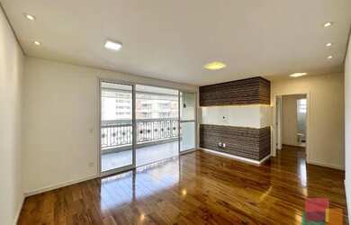 Imagem: O apartamento possui 3 Dormitórios, 2 Banheiros, 2 Vagas na