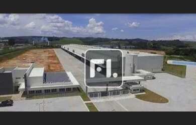 Imagem: O depósito possui 4 Vagas na garagem, 3087-0m² de Área e