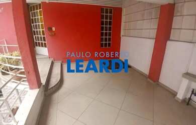 Imagem: O depósito possui 1 Vaga na garagem, 60m² de Área e está