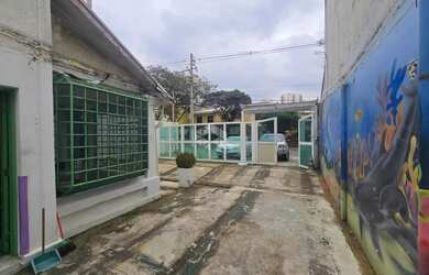 Imagem 15: Casa Comercial na Rua Augusto Tole em Santana